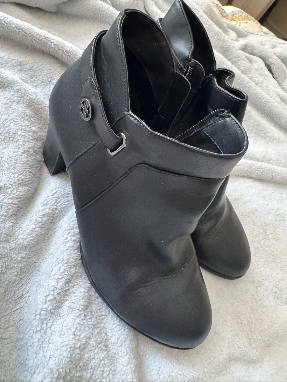 Chic Black Ankle Booties with Side Strap Accent
